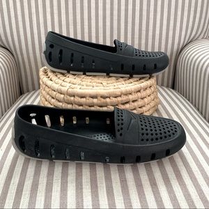 Floafers Water Loafers Women’s Sz 9 Deep Navy